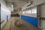 300 Illinois Avenue - Photo 12