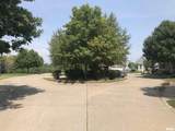 671 7TH Street Court - Photo 4