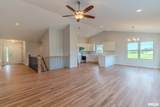 941 9TH Avenue - Photo 3