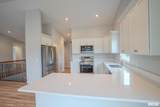 941 9TH Avenue - Photo 4