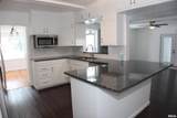 1611 Coffelt Ave - Photo 13