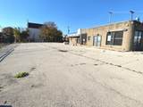 100 Kedzie Avenue - Photo 1