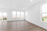 25747 Yorkshire Drive - Photo 8