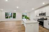 303 Avondale Lane - Photo 7