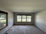 285 Shipland Drive - Photo 3