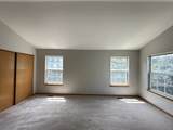 285 Shipland Drive - Photo 10