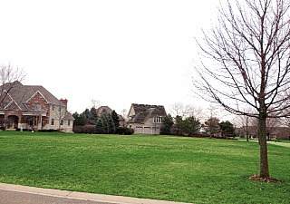 300 Cobblestone Court - Photo 1