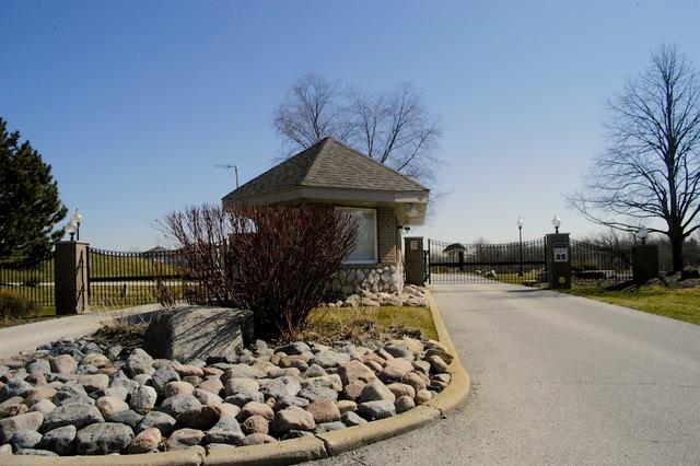 7006 Foss Road - Photo 1