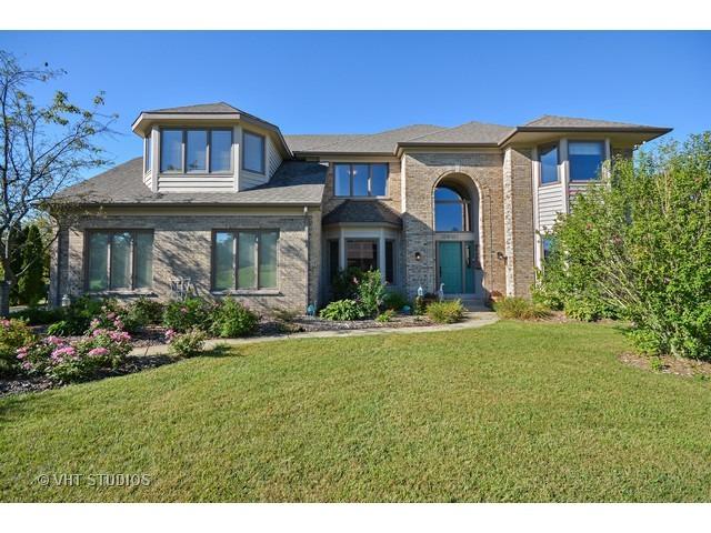 28W461 Lorraine Drive - Photo 1