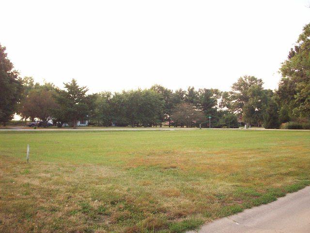 101 Jones Boulevard - Photo 1