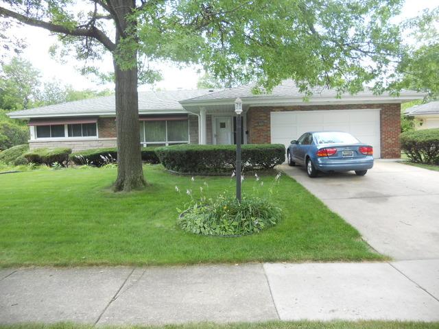 1270 Oakmont Avenue - Photo 1