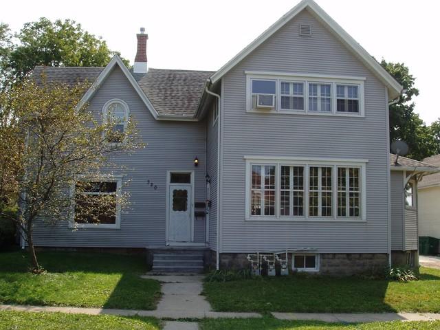 320 Ottawa Street - Photo 1