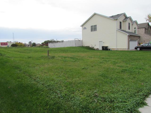 264 Augusta Avenue - Photo 1
