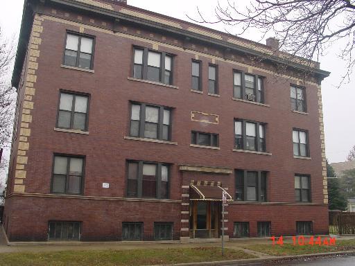 4036 Hoyne Avenue - Photo 1