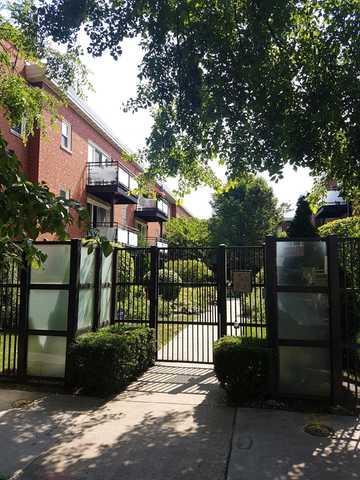 6419 Damen Avenue - Photo 1