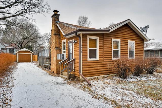 3817 Woodlawn Drive - Photo 1