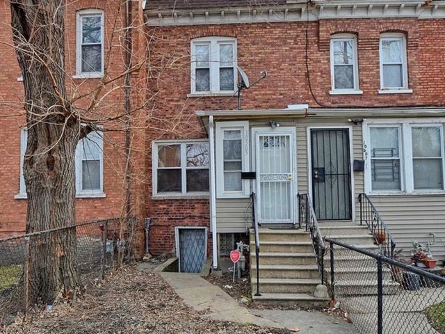 10505 Corliss Avenue - Photo 1