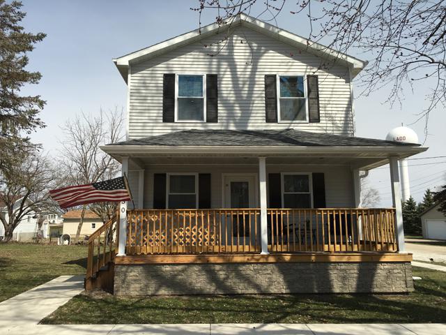 130 Chestnut Street - Photo 1