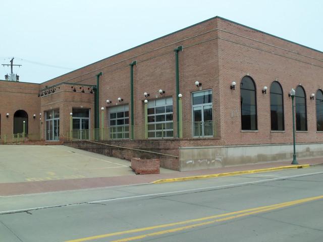 124 Illinois Avenue - Photo 1