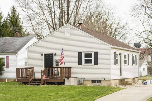 211 Hessel Boulevard - Photo 1