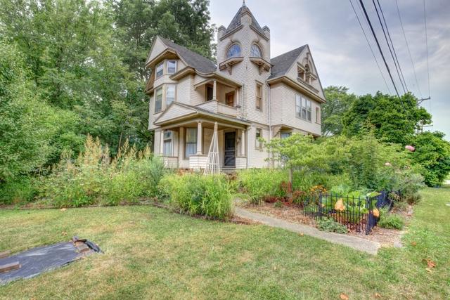 505 Warren Street - Photo 1