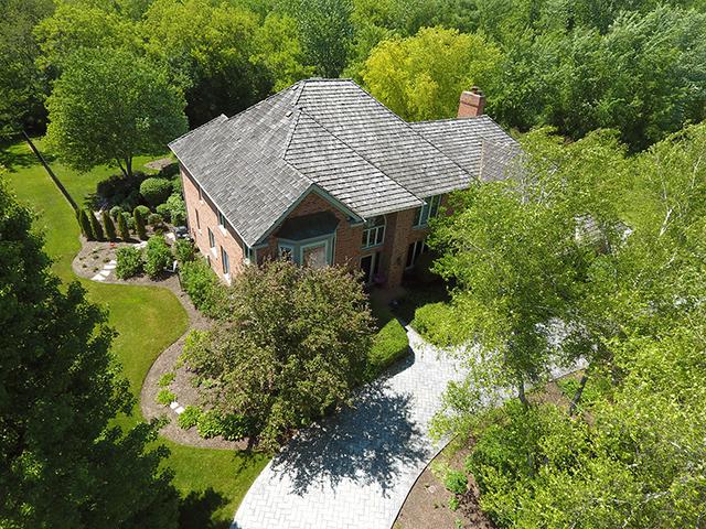5632 Oakwood Circle - Photo 1
