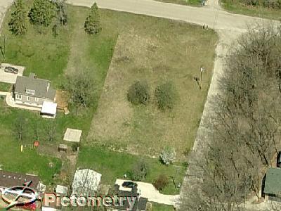 0 Elmwood & Juneway Avenue - Photo 1