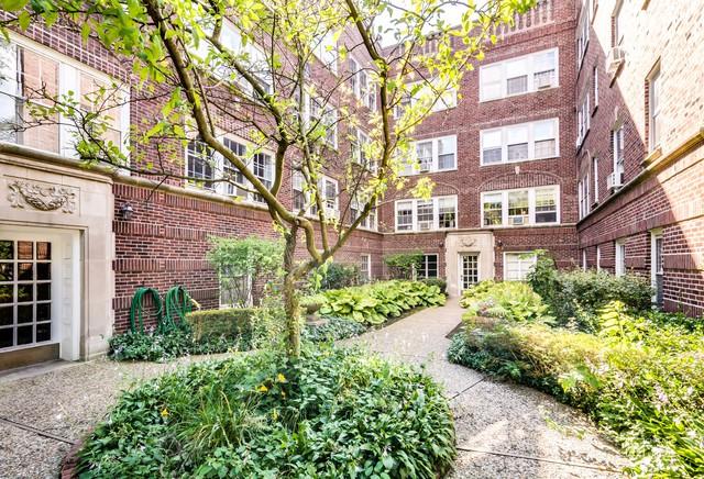 2516 Prairie Avenue - Photo 1