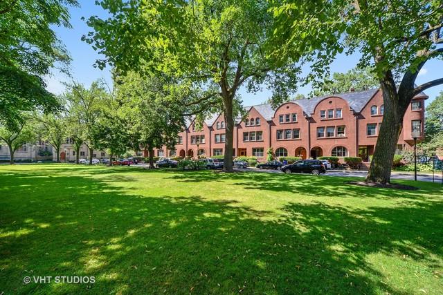 852 Chalmers Place - Photo 1
