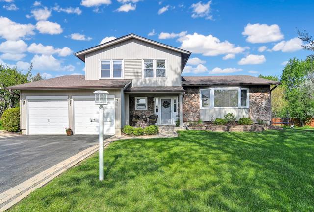 616 Oakwood Drive - Photo 1