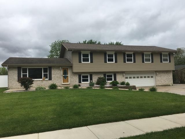 305 Lincoln Street - Photo 1