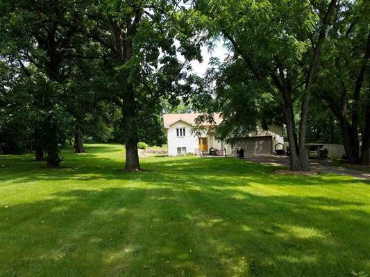 641 Red Oak Lane - Photo 1