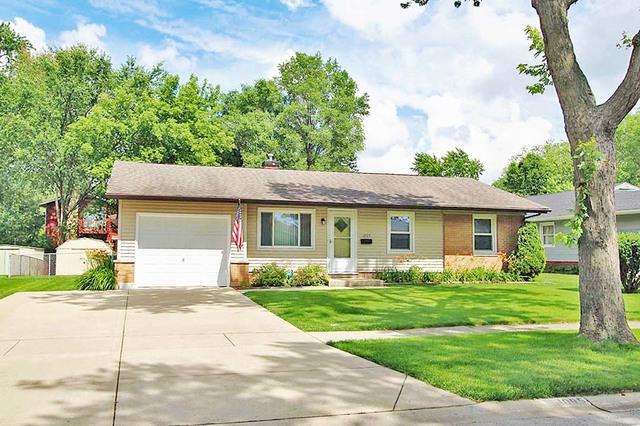 1095 Hickory Lane - Photo 1