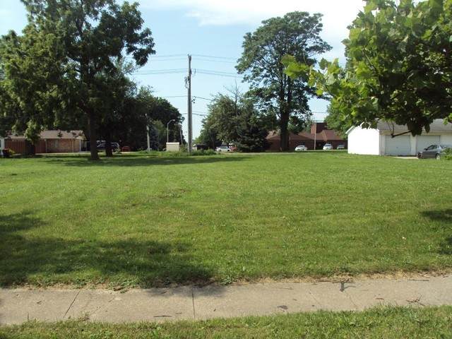118 E Champaign Avenue - Photo 1