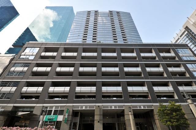 240 Illinois Street - Photo 1