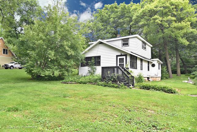 21W260 Walnut Road - Photo 1