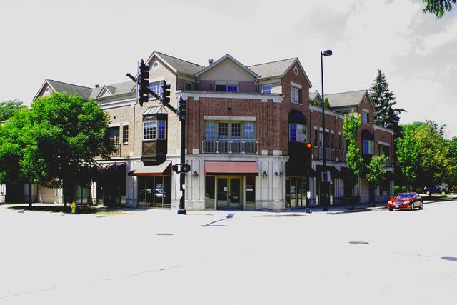 510 Winnetka Avenue - Photo 1