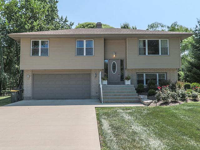 1S705 Eisenhower Road - Photo 1