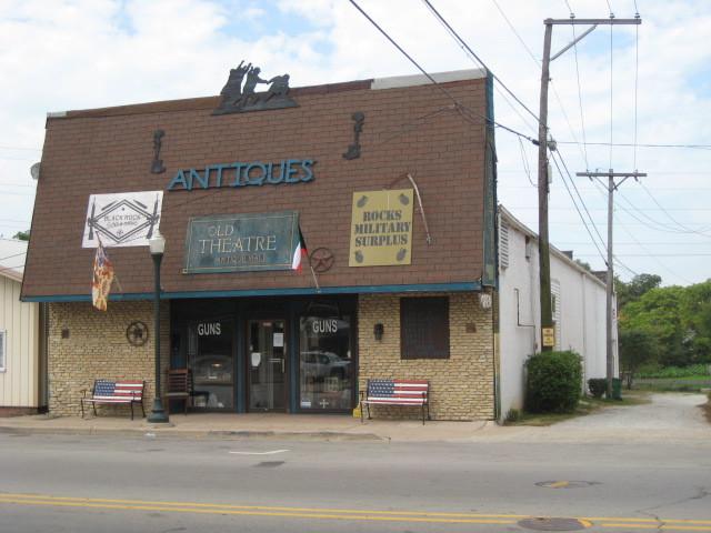 114 Water Street - Photo 1