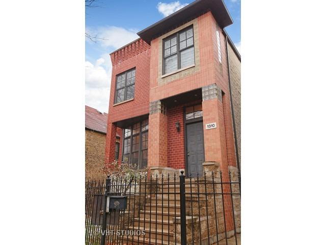 1310 Roscoe Street - Photo 1