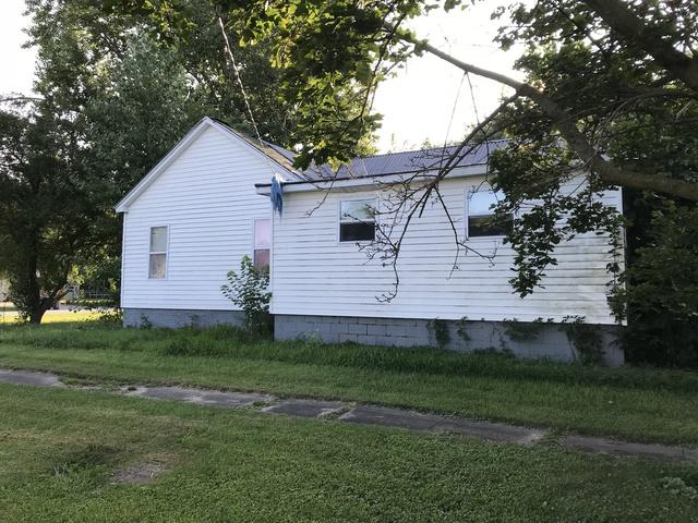 226 Maple Street - Photo 1