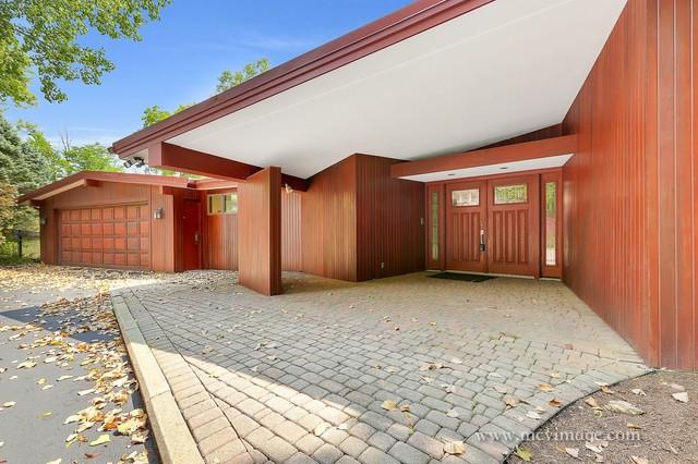 34W038 Country Club Road - Photo 1