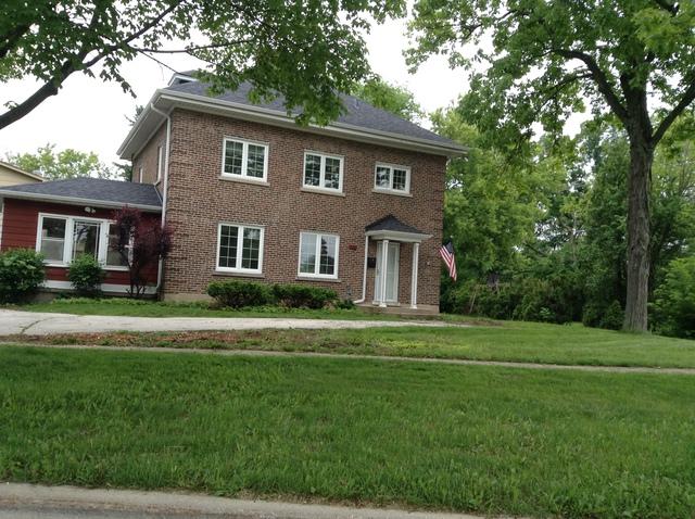 670 Blackstone Place - Photo 1