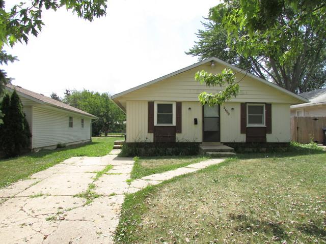 2609 20th Street - Photo 1