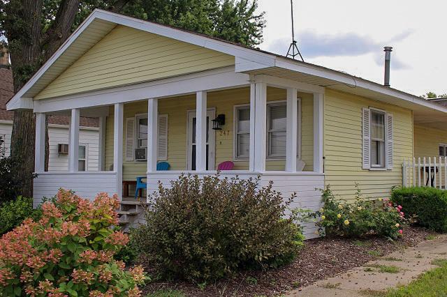 247 Keyes Avenue - Photo 1