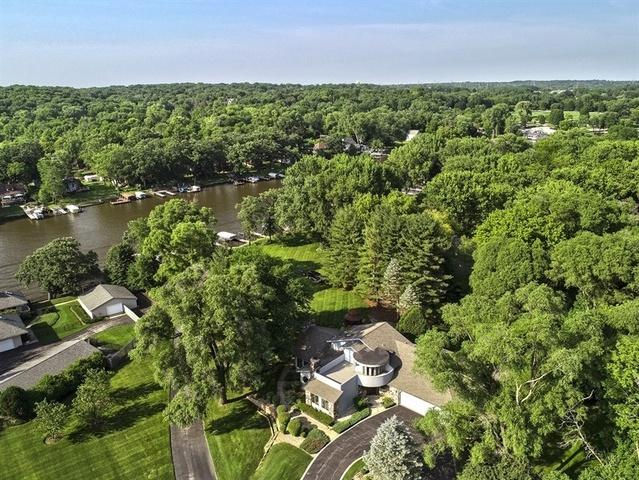 9606 Captains Drive - Photo 1