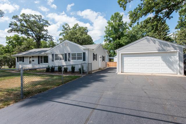 110 Carol Lane - Photo 1