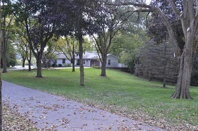 502 East Lake Shore Drive - Photo 1