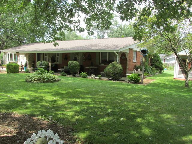 959 Shirley Parkway - Photo 1