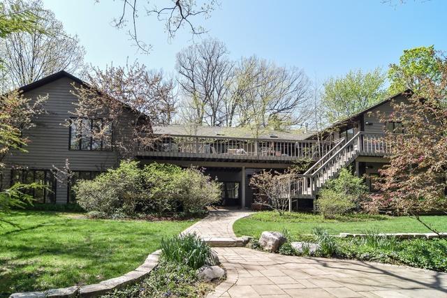 106 Oak Ridge Drive - Photo 1